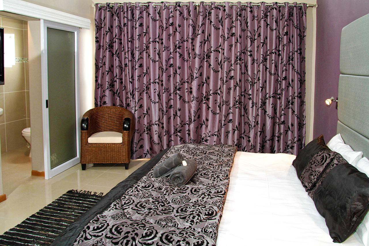Village Boutique Hotel Очиваронго Екстериор снимка